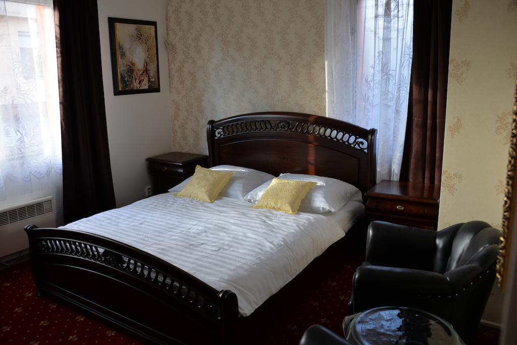 Harmony Hall Hradec Kralove Bilik gambar